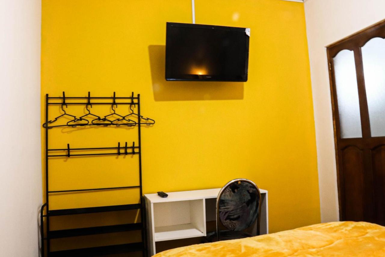Lobo Hostel לה פאז מראה חיצוני תמונה