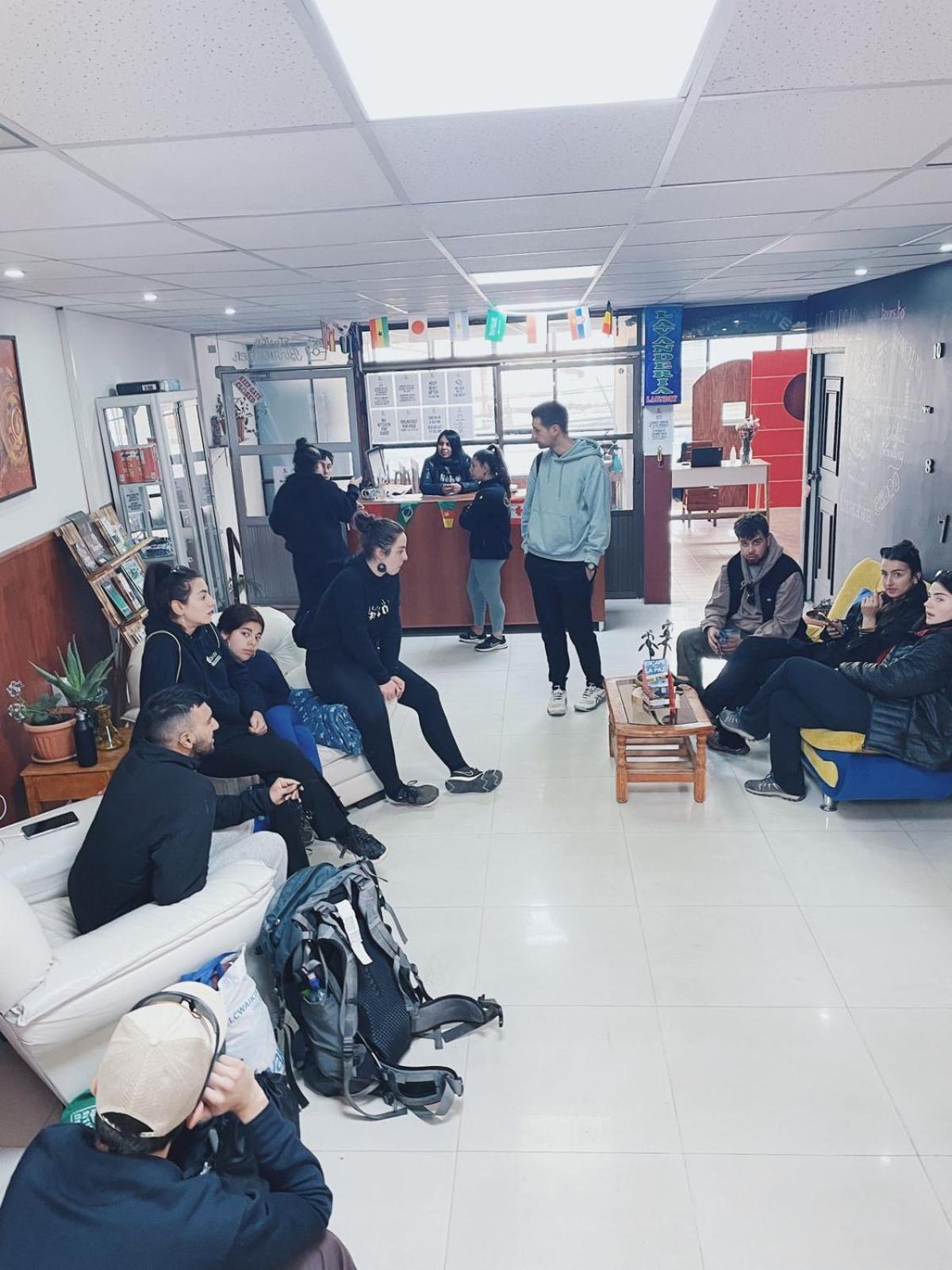 Lobo Hostel לה פאז מראה חיצוני תמונה