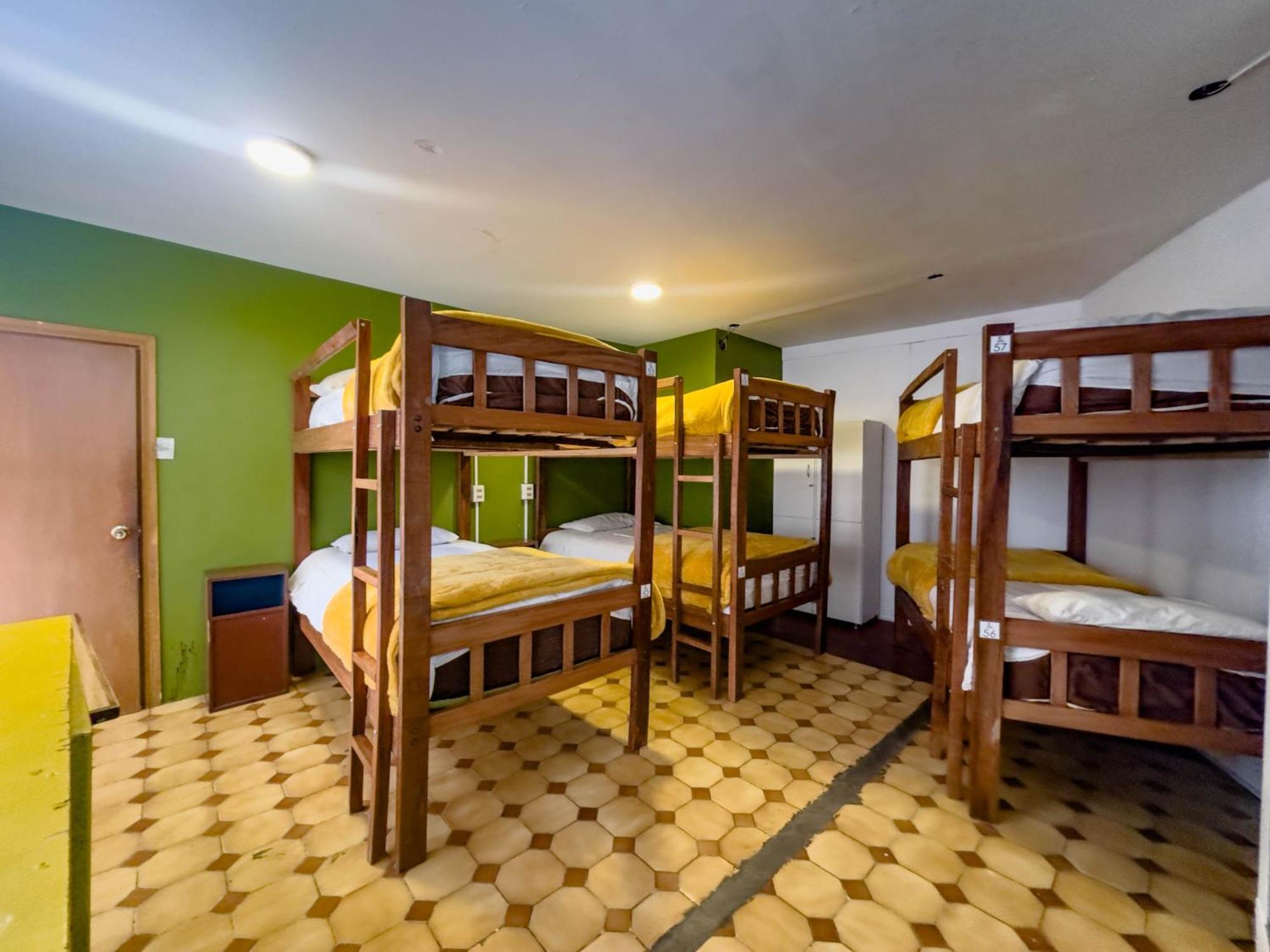 Lobo Hostel לה פאז מראה חיצוני תמונה
