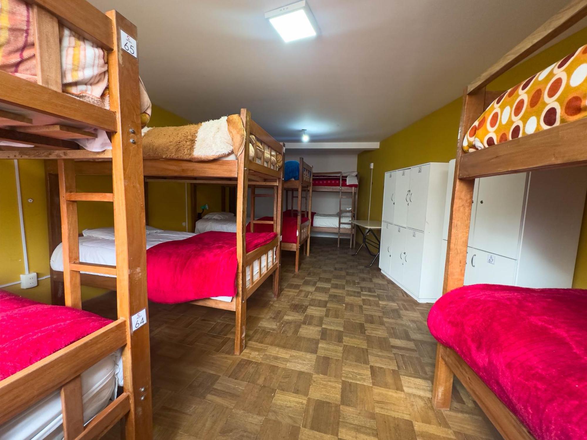 Lobo Hostel לה פאז מראה חיצוני תמונה